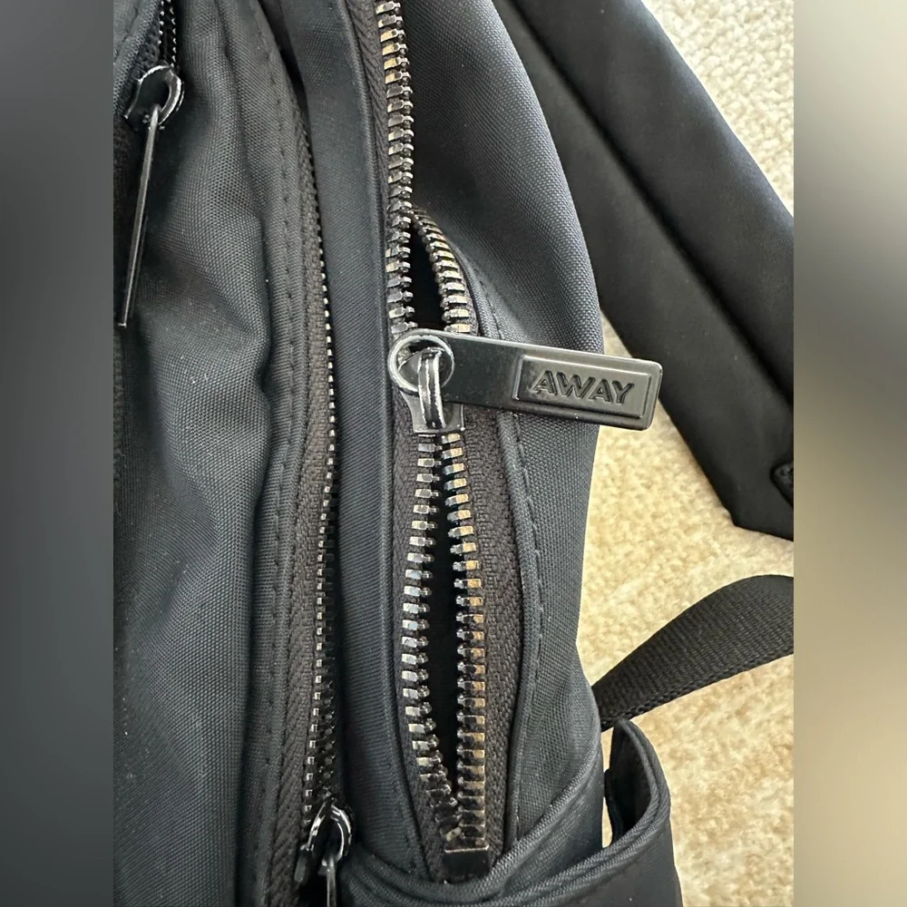 Away Black Everyday Backpack - Away